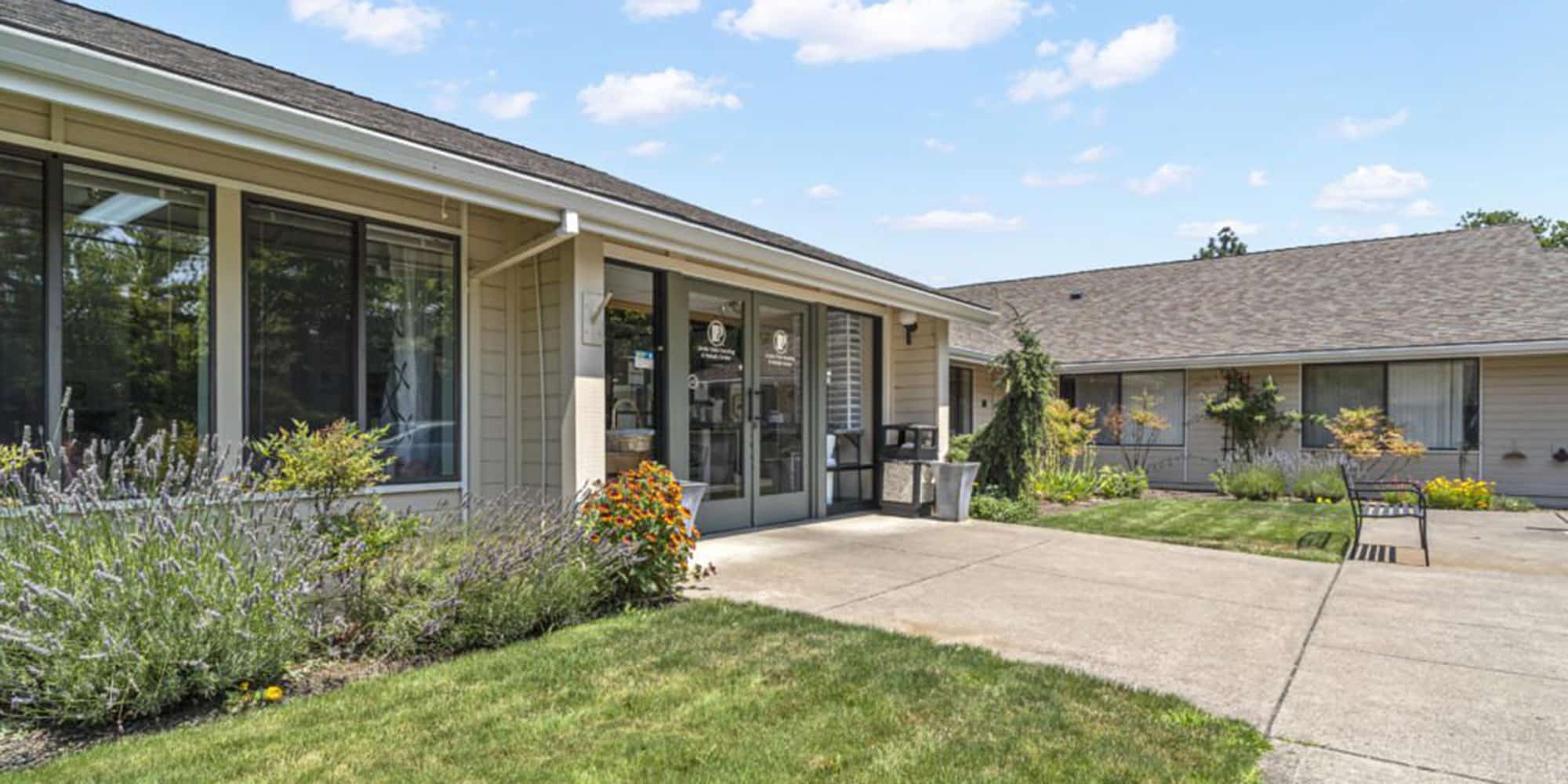 Exterior of entrance to Ashland Post Acute